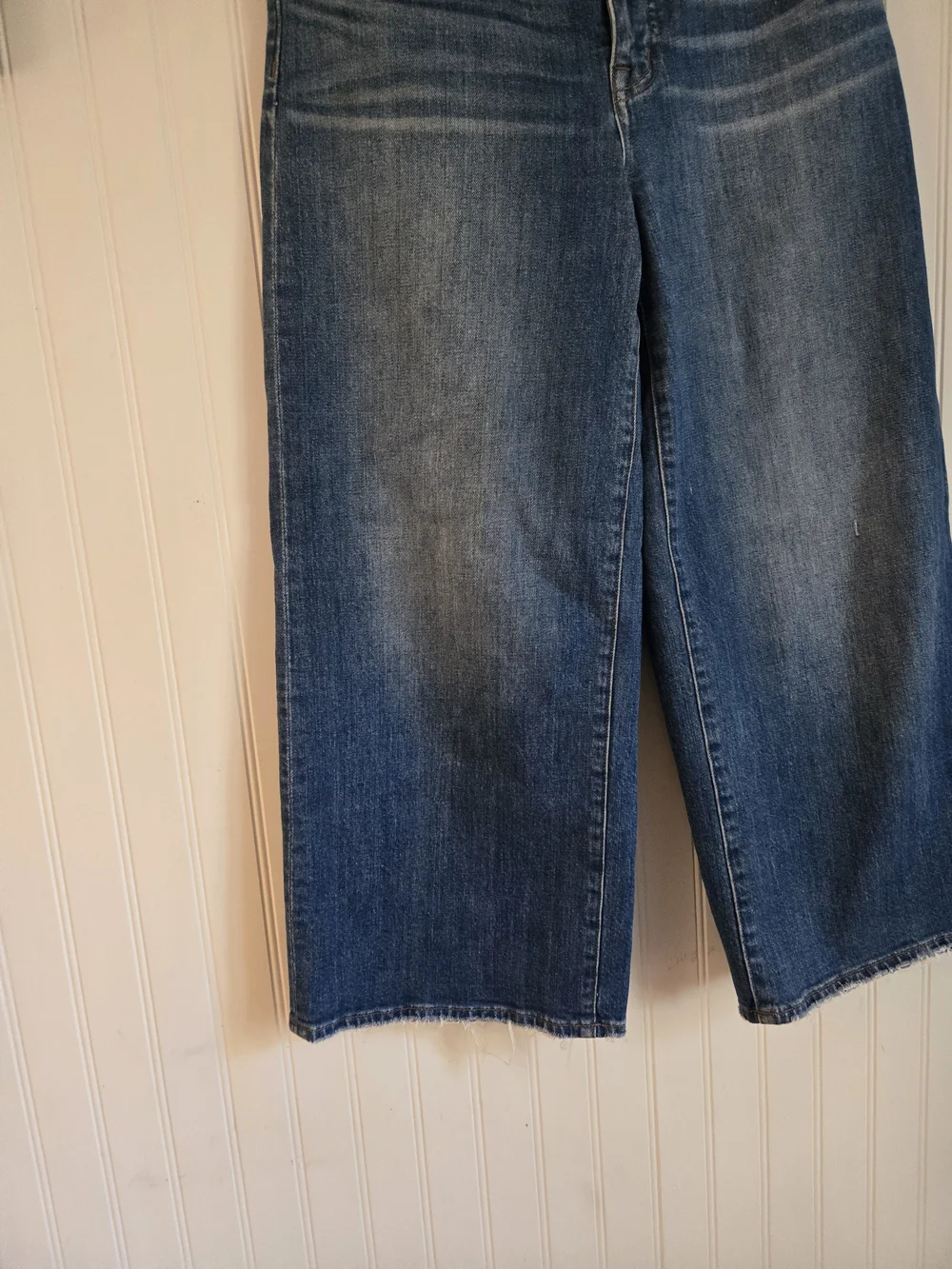 Madewell Wide-Leg Crop High-Rise Women's Jeans in Medium Blue Wash